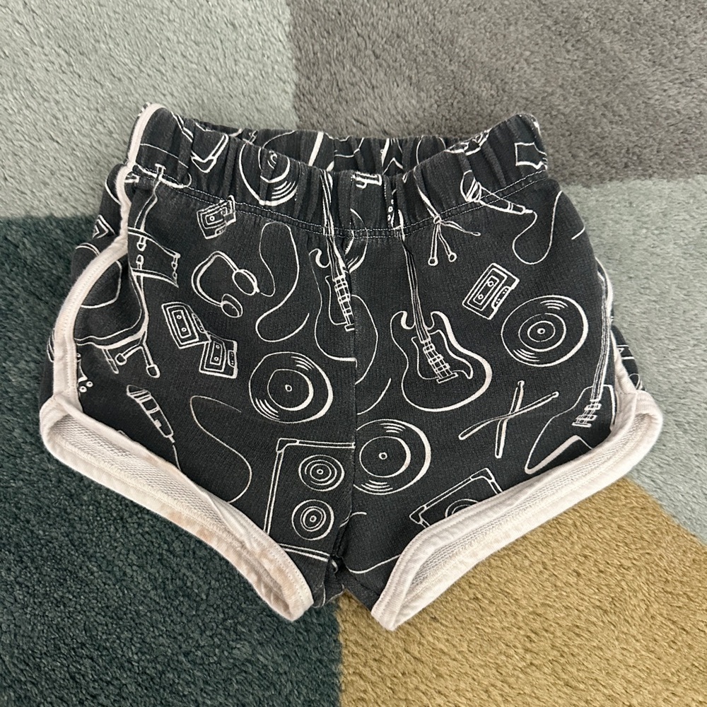 Winter Water Factory Music Print Shorts